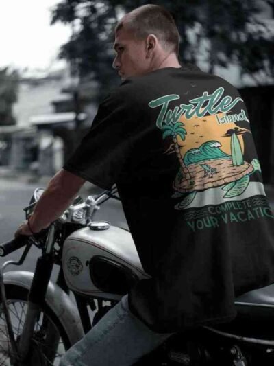 Turtle Island Escape – Oversized Vacation Tee