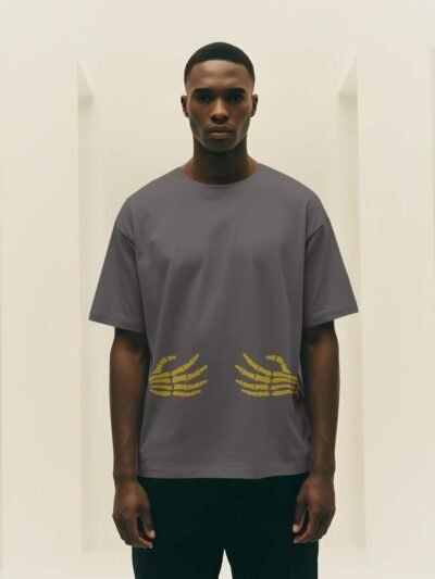 Rebellious Grip – Oversized Street Tee